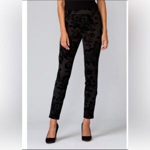 NWT Joseph Ribkoff women’s Black Floral Skinny Pants Size 12